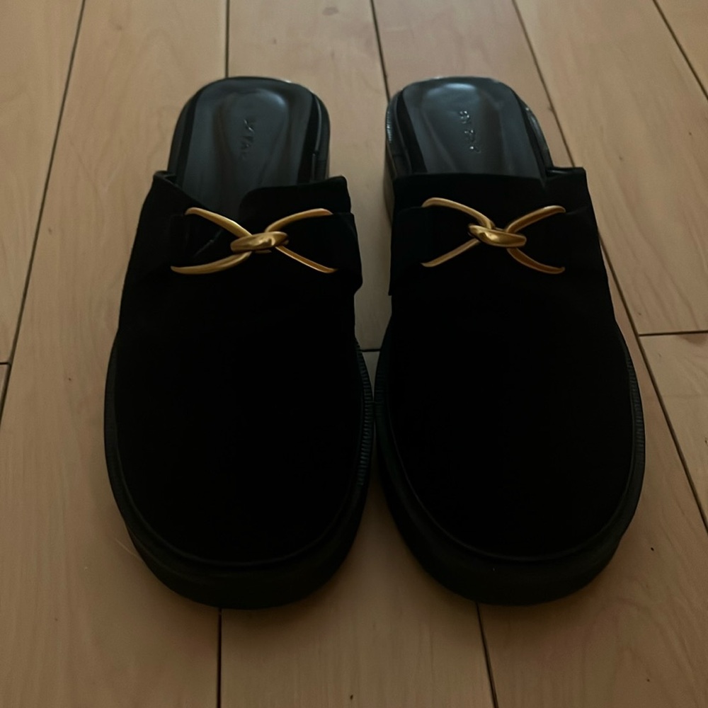 By far Clogs